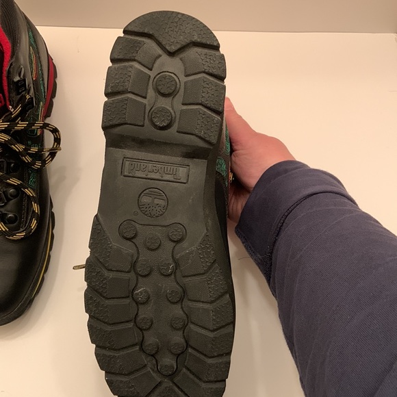 Rare! Retro Timberlands, size 9. Sneaker sole. Worn once. Excellent condition - Picture 4 of 4